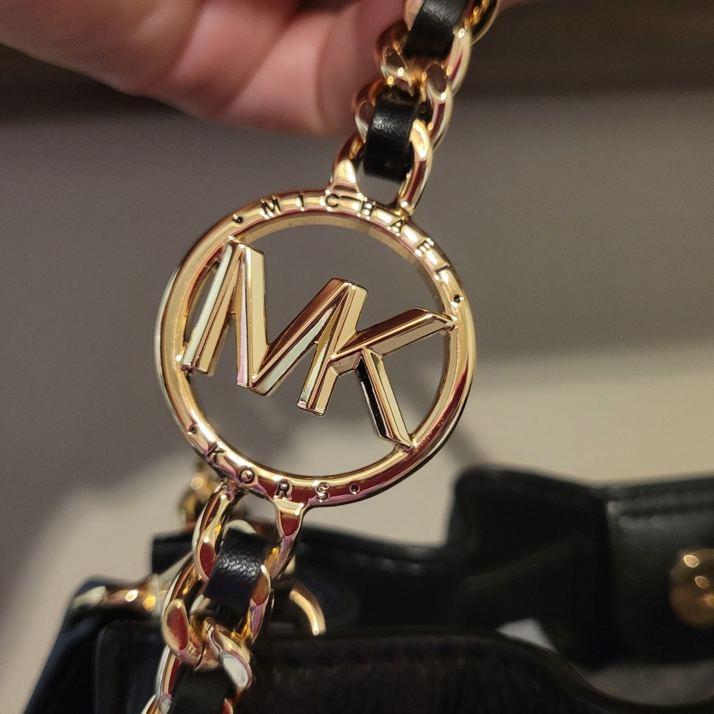 Michael Kors "Mina" Black Crossbody Bag with Gold Chain - Picture 4 of 6